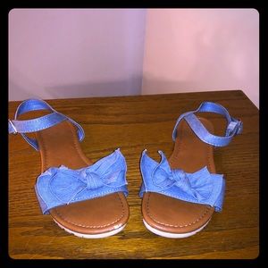 Girls sandals